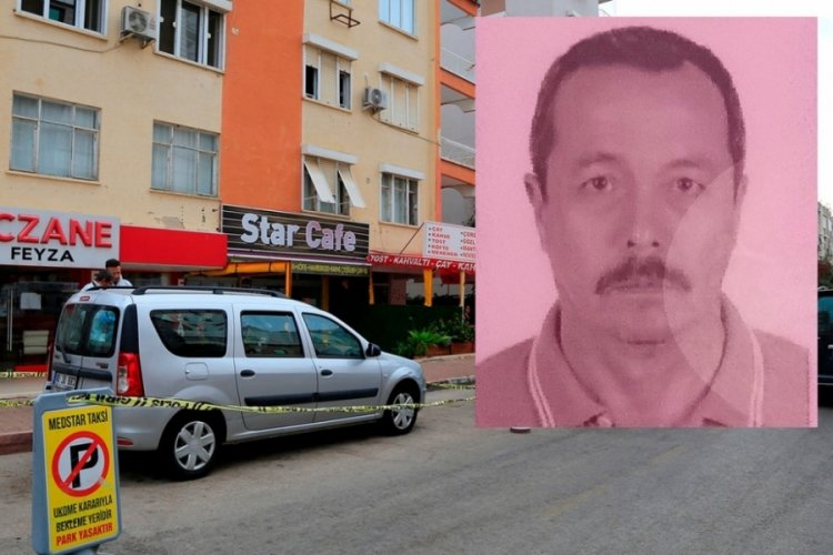 Hastane &ouml;n&uuml;ne park ettiği ara&ccedil;ta &ouml;l&uuml; bulundu!
