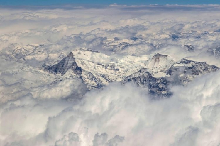 Himalaya buzullarında 1700 eski virüs türü keşfedildi! 