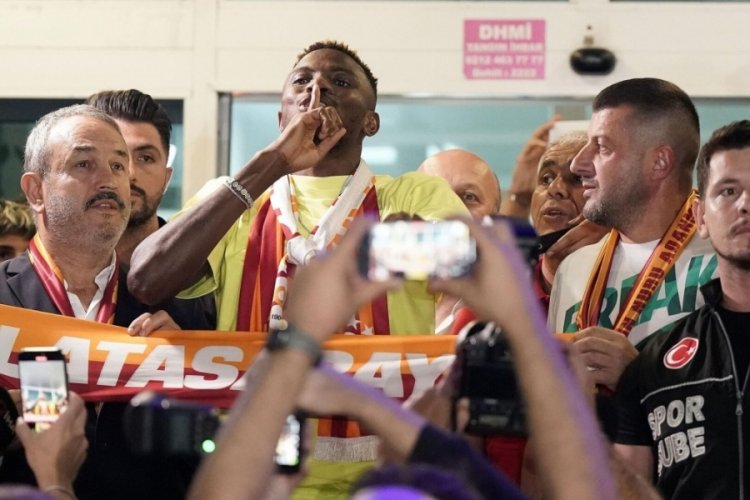Osimhen transferi rekor izlenmeye ulaştı!
