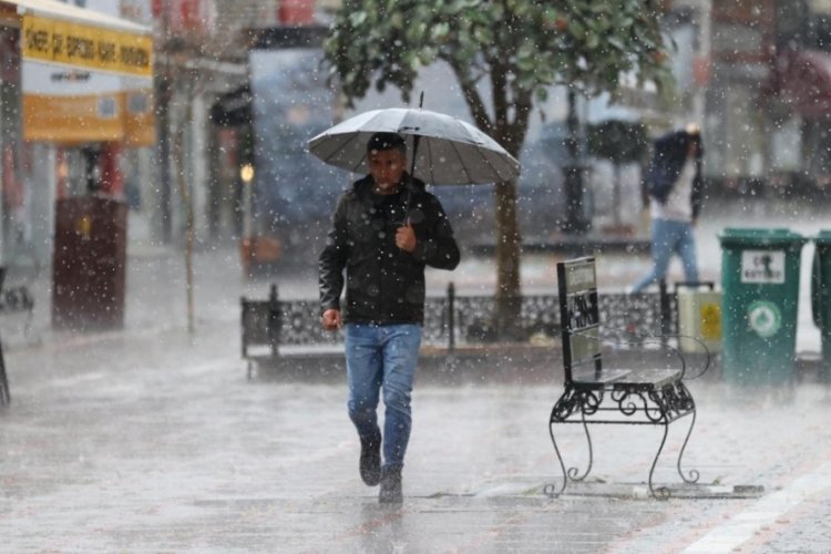 Kastamonu valiliği'nden kuvvetli sağanak yağış uyarısı!
