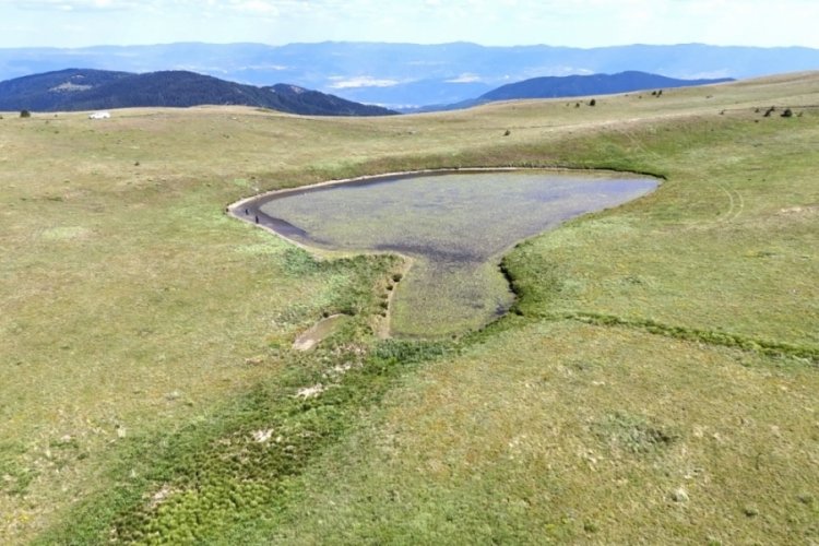 Kastamonu'da doğanın cömertliği:Buzul gölü muhteşem manzarasıyla mest etti! 