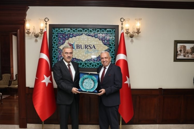 Bursa'da Başkan Şadi &Ouml;zdemir, Vali Ayyıldız'ı ziyaret etti