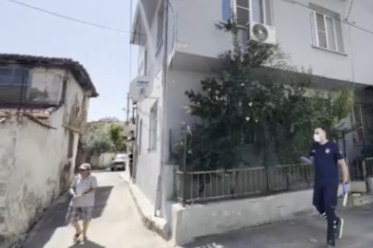 Manisa'da 60 yaşındaki adam evinde &ouml;l&uuml; bulundu