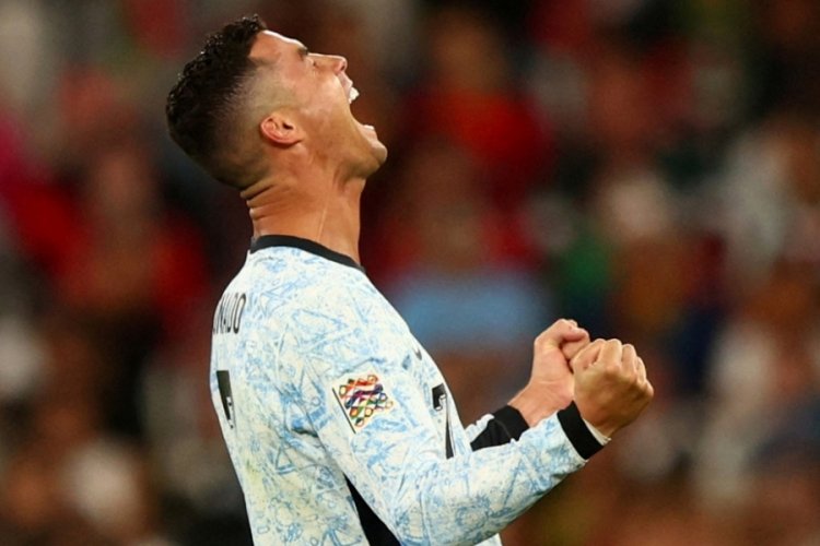 Cristiano Ronaldo, 900 gole ulaşan ilk futbolcu olmayı başardı
