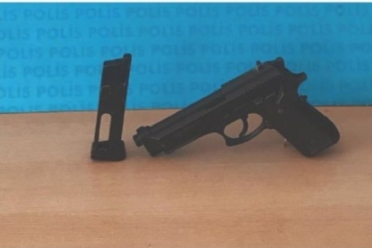 Polis ekipleri 9 ruhsatsız tabanca ele ge&ccedil;irdi