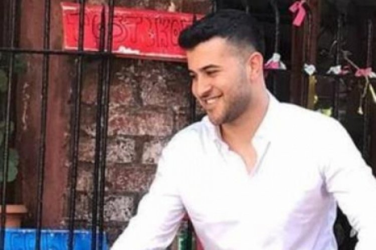 İstanbul'da TEM'de tıra &ccedil;arpan motosiklet s&uuml;r&uuml;c&uuml;s&uuml; hayatını kaybetti