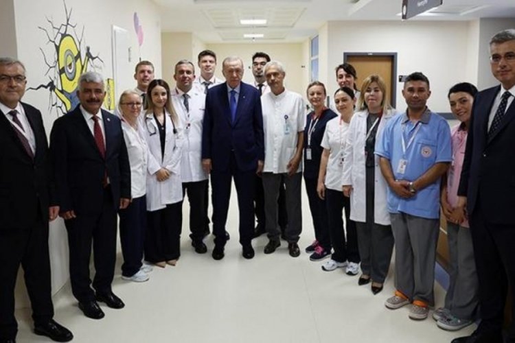 Cumhurbaşkanı Erdoğan'dan G&ouml;lc&uuml;k Devlet Hastanesi'ne ziyaret