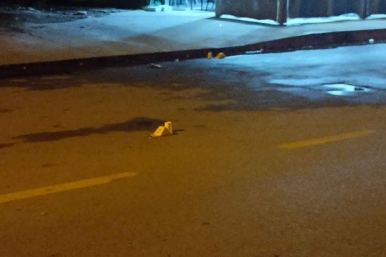 İstanbul'da silahlı &ccedil;atışma: &Ouml;l&uuml; ve yaralılar var!