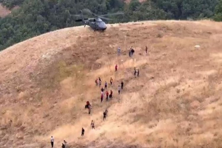 Tunceli'de kontrolden &ccedil;ıkan askeri ara&ccedil; u&ccedil;uruma yuvarlandı!