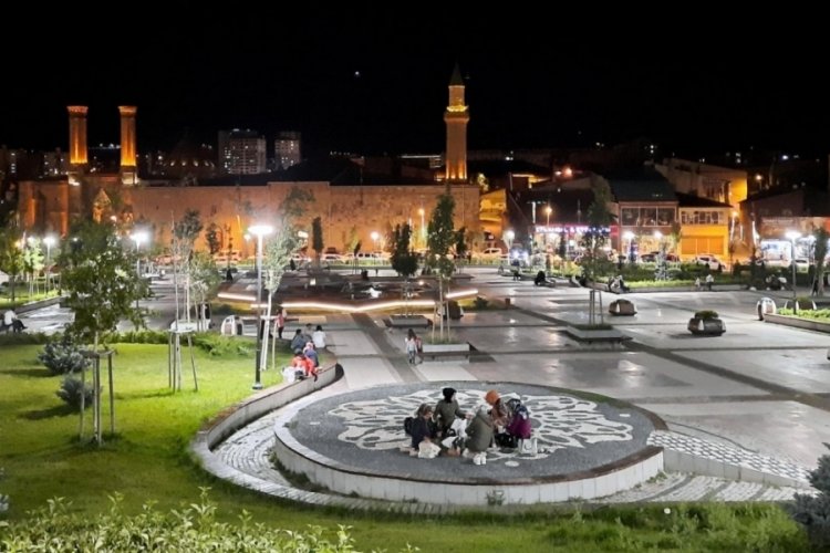 Erzurum'da en &ccedil;ok kullanılan &uuml;&ccedil; soy isim a&ccedil;ıklandı