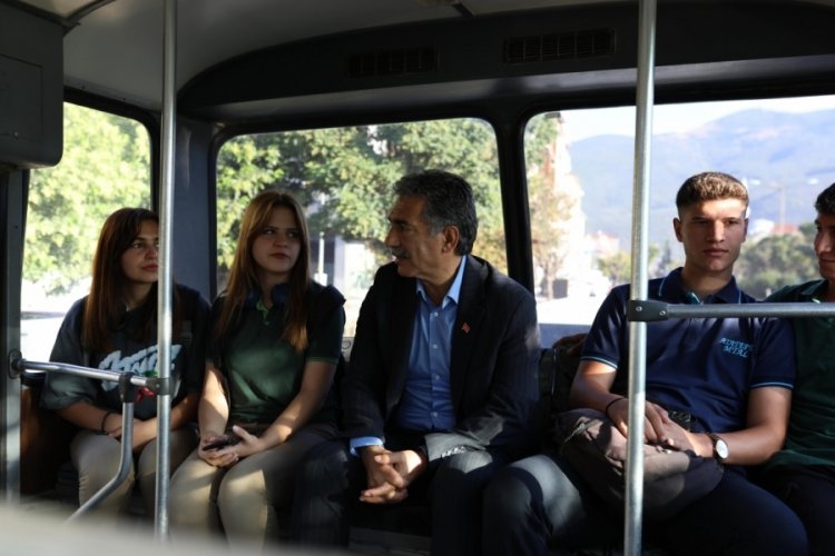 Gemlik'te &ouml;ğrencilere &uuml;cretsiz ulaşım!