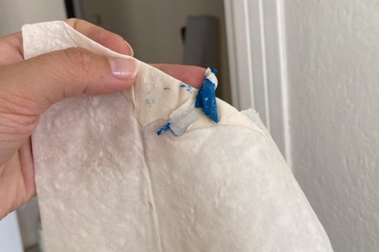 Adana'da yufkadan erimiş plastik &ccedil;ıktı!