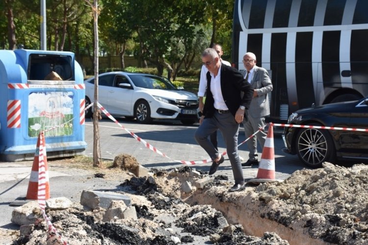 TFF Başkanı Hacıosmanoğlu hendekten atladı