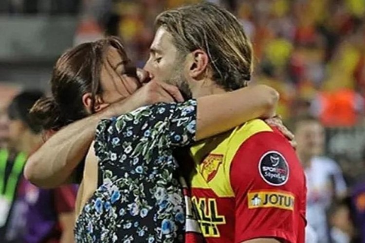 Ebru Şancı Alpaslan &Ouml;zt&uuml;rk ile evlilik yıl d&ouml;n&uuml;m&uuml;n&uuml; bakın nasıl kutladı!