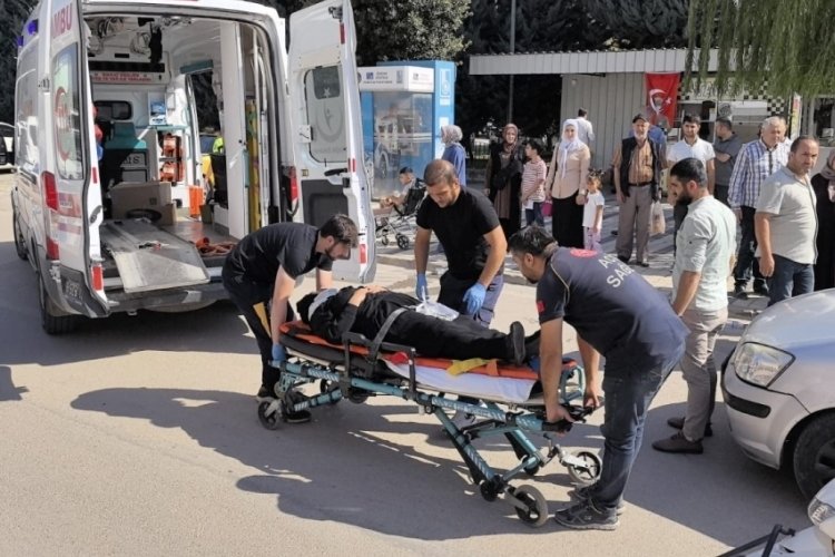 Bursa'da otomobilin &ccedil;arptığı yaya yaralandı