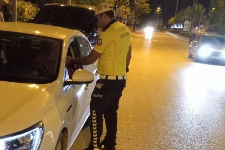 Bilecik'te trafik denetimi yapıldı! 324 bin 405 TL ceza kesildi