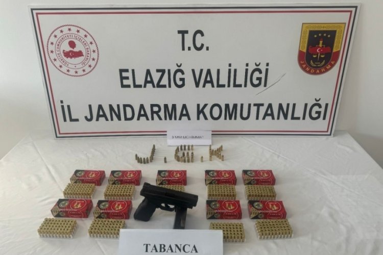 Elazığ'da jandarma &ccedil;alışmaları sonucu ruhsatsız tabanca ele ge&ccedil;irildi