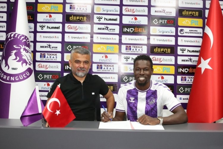 Ankara Ke&ccedil;i&ouml;reng&uuml;c&uuml;, Senegalli forvet Mame Diouf'u renklerine bağladı