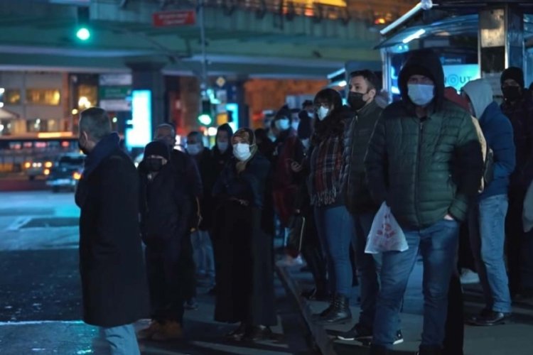 Bursa'da vatandaşlar kış saati uygulamasının geri gelmesini istiyor mu?