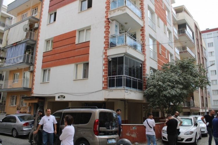 Eski il başkanı evinde &ouml;l&uuml; bulundu