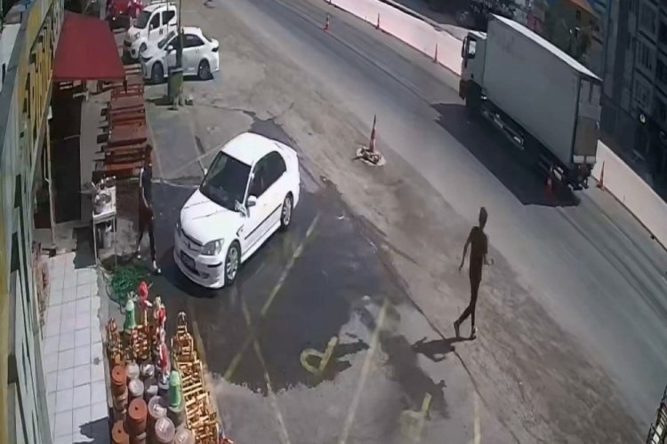 Osmancık'ta kamyonetin &ccedil;arptığı adam ağır yaralandı