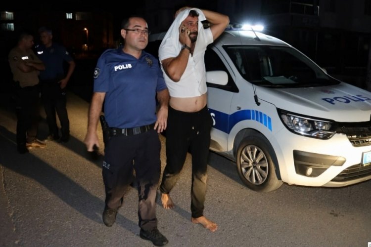 Alkoll&uuml; s&uuml;r&uuml;c&uuml;den "Ter&ouml;rist miyim?" tepkisi