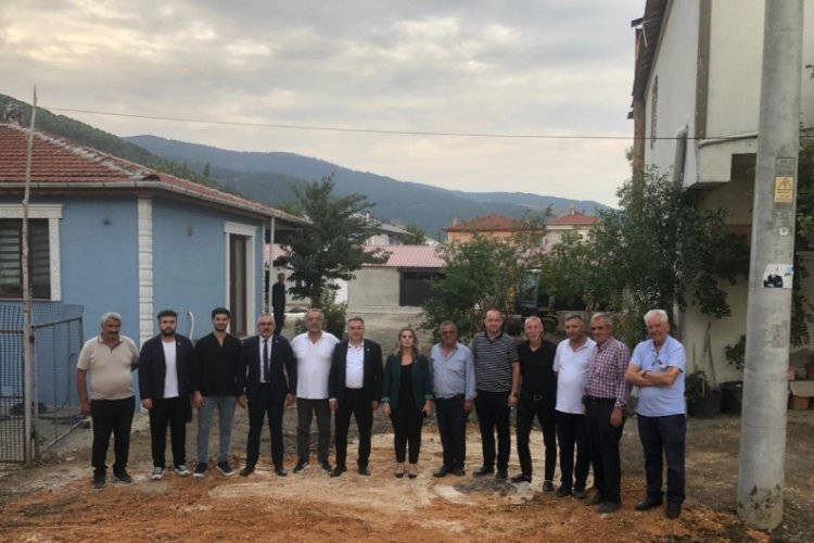 Bursa'da bir mahallenin &ccedil;eyrek asırlık su baskını sorunu &ccedil;&ouml;z&uuml;ld&uuml;: B&uuml;y&uuml;kşehir Belediyesi'nden &ouml;nemli yatırım