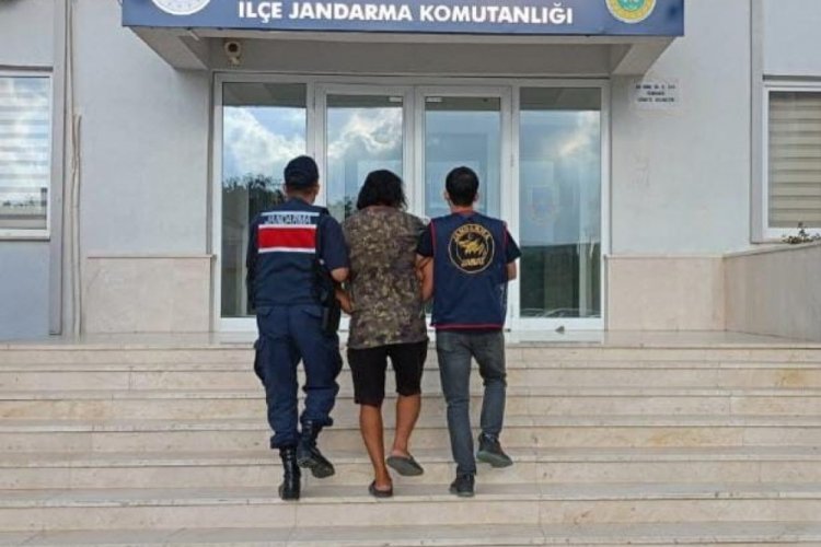 Antalya'da 10 yıl 11 ay hapis cezasıyla aranan şahıs yakalandı