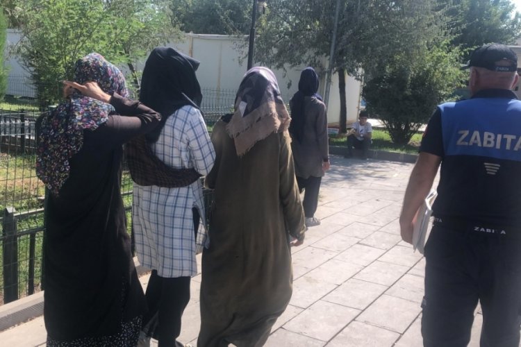Zabıta ekipleri duygu s&ouml;m&uuml;r&uuml;s&uuml; yaparak dilenen şahıslara g&ouml;z a&ccedil;tırmıyor
