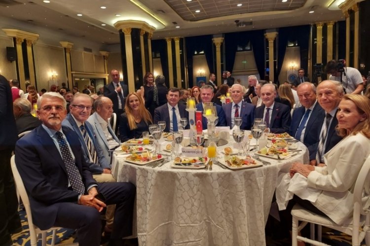Bursa'da RUMELİSİAD &Uuml;lkemize Değer Katan Başarılı Rumelililer &Ouml;d&uuml;lleri sahiplerini buldu