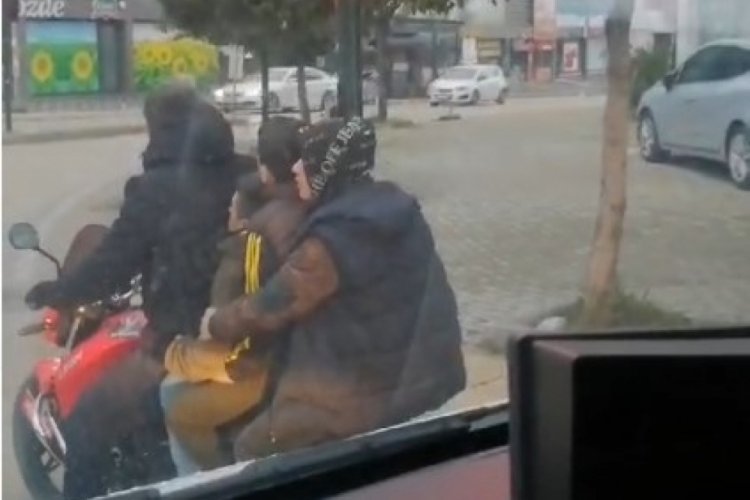 Bursa'da motosiklete 4 kişi bindiler!