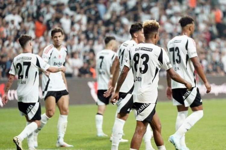 Ajax'ın "Beşiktaş taraftarı gelmesin" başvurusuna UEFA'dan yanıt!