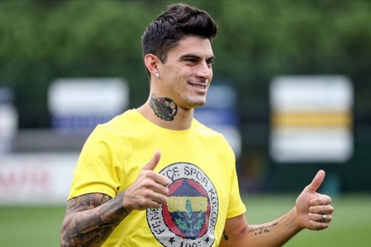 Fenerbah&ccedil;e'nin eski oyuncusu kramponlarını astı