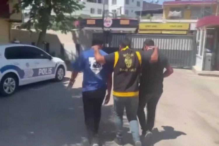 Adana polisi zorla para isteyen dilencilere g&ouml;z a&ccedil;tırmıyor