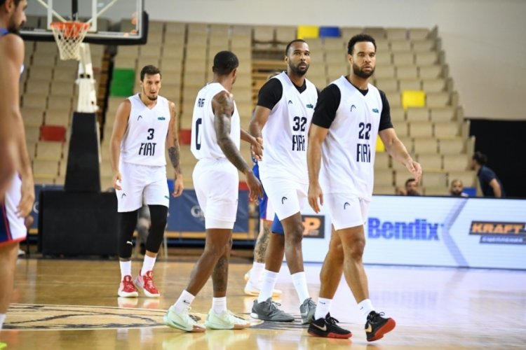 &nbsp;TOFAŞ Bursa 68-88 Anadolu Efes