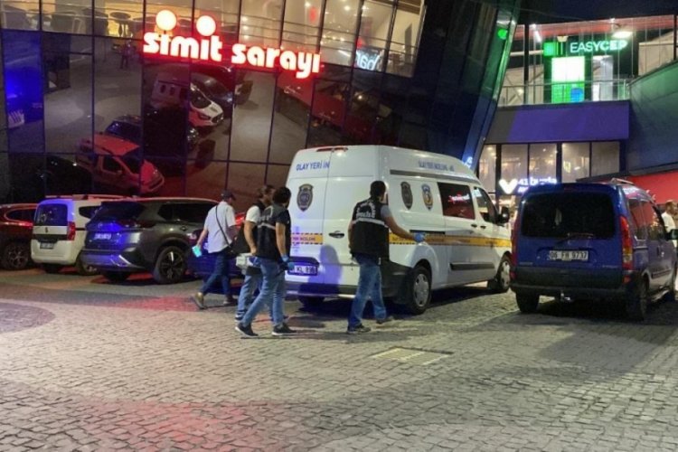 Kocaeli'de 41 Burda AVM'nin tuvaletinde bir şahıs &ouml;l&uuml; bulundu