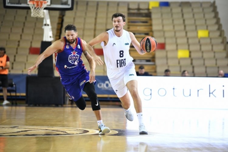 TOFAS Basketbol takımı kaptanı Tolga ge&ccedil;im Antalya kampını değerlendirdi