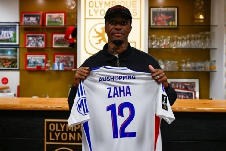 Teknik direkt&ouml;r Sage'den Zaha'ya eleştiri!