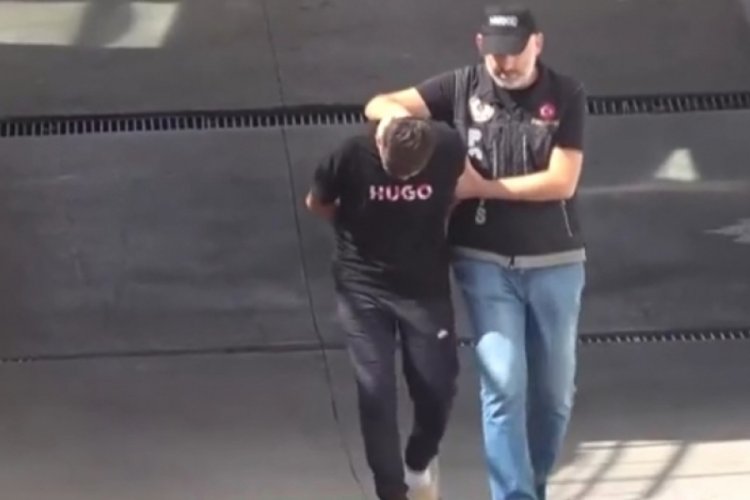 Adana'da yakalanan uyuşturucu satıcısı: Satıcı değilim, i&ccedil;iciyim