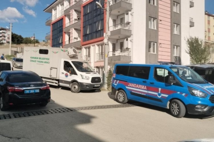 Karab&uuml;k'te izinli astsubay evinde &ouml;l&uuml; bulundu