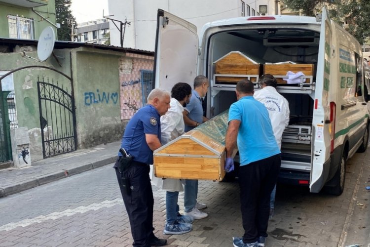 Kocaeli'de evinde bıçaklanarak öldürülmüş halde bulundu