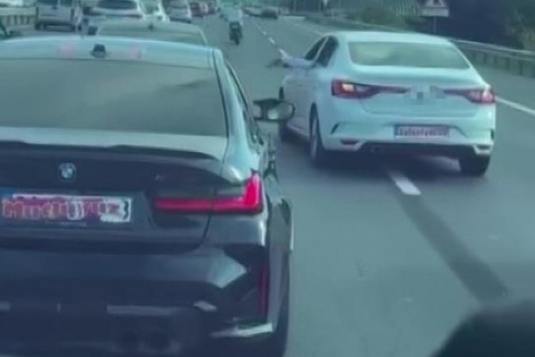 İstanbul'da d&uuml;ğ&uuml;n konvoyunda trafiği tehlikeye atan 3 s&uuml;r&uuml;c&uuml;ye 26 bin 104 TL ceza