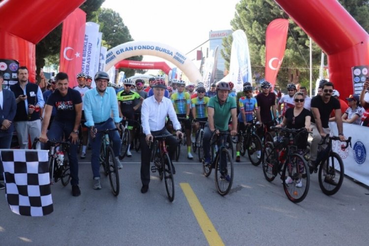 Bursa'da Mudanya Belediyesi duyurdu! Triatlon T&uuml;rkiye Kupası Finali Mudanya'da yapılacak