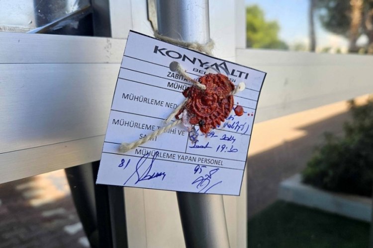 Antalya'da ka&ccedil;ak Rus okulları m&uuml;h&uuml;rlendi