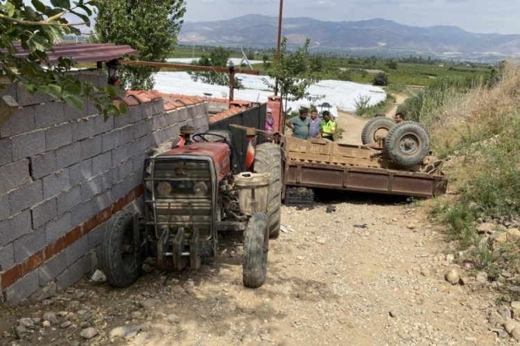Manisa'da r&ouml;mork devrildi: &Ccedil;ok sayıda yaralı!