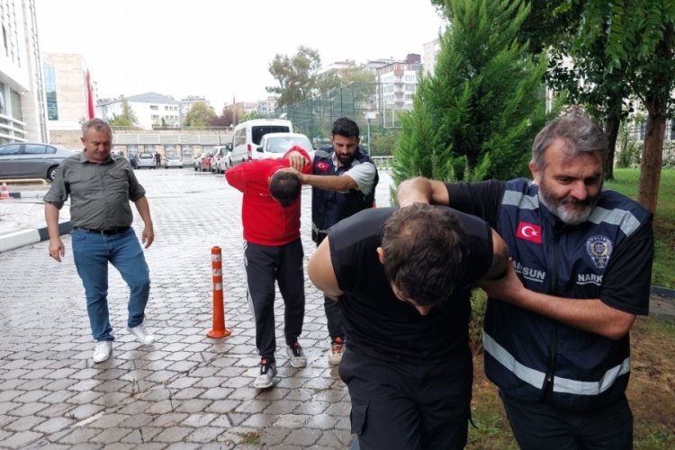 Samsun'da uyuşturucu ticaretinden 2 kişi tutuklandı
