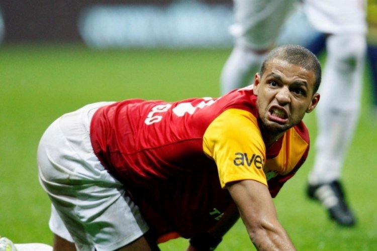 Melo Galatasaray'a d&ouml;nmek istiyor!