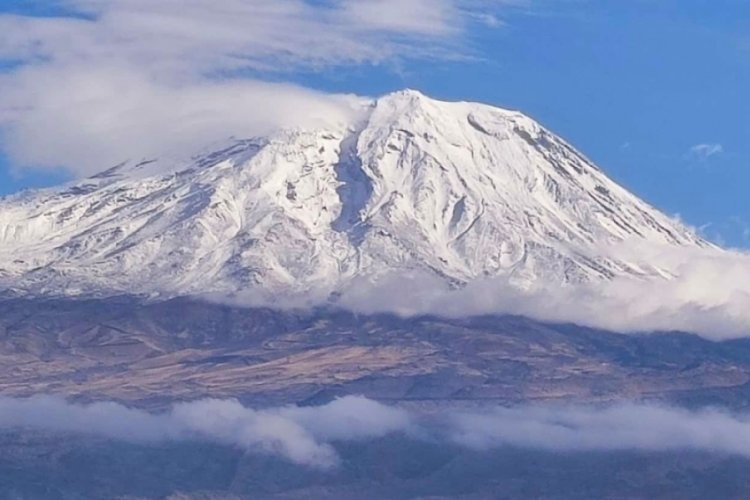 Ağrı dağı beyaz gelinlik giydi!