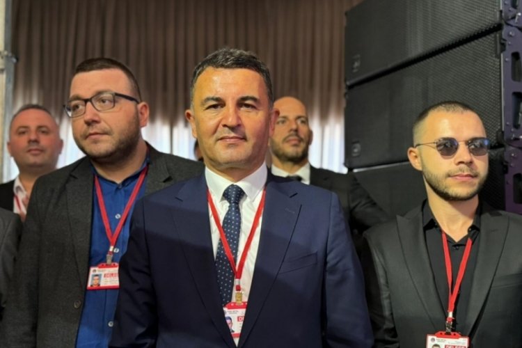 T&uuml;rk Metal Sendikası Bursa Tofaş Şube Başkanı Molla g&uuml;ven tazeledi