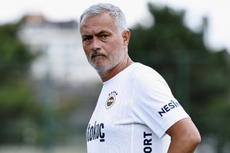 Mourinho hi&ccedil;bir futbolcuyu eve g&ouml;ndermedi
